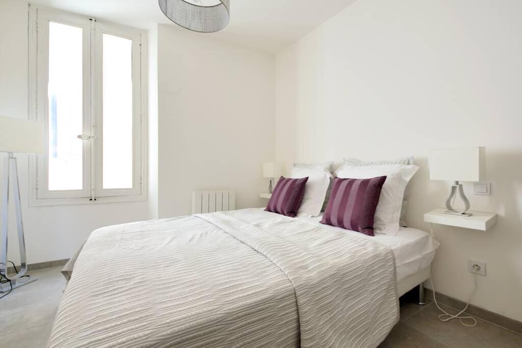 LA CIOTAT - Magnifique Appartement climatisé sur le Port Extérieur photo
